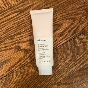 Glossier Priming Moisturizer